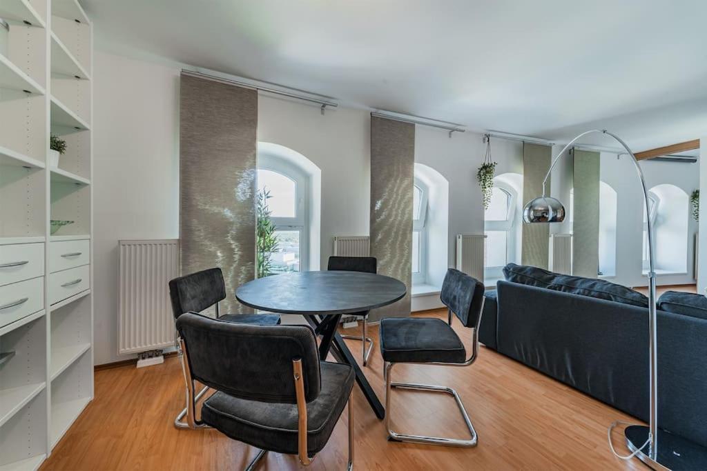 Spektakulaeres Apartment ✩ 7. Stock ✩ Kostenlose Parkgarage Vídeň Exteriér fotografie