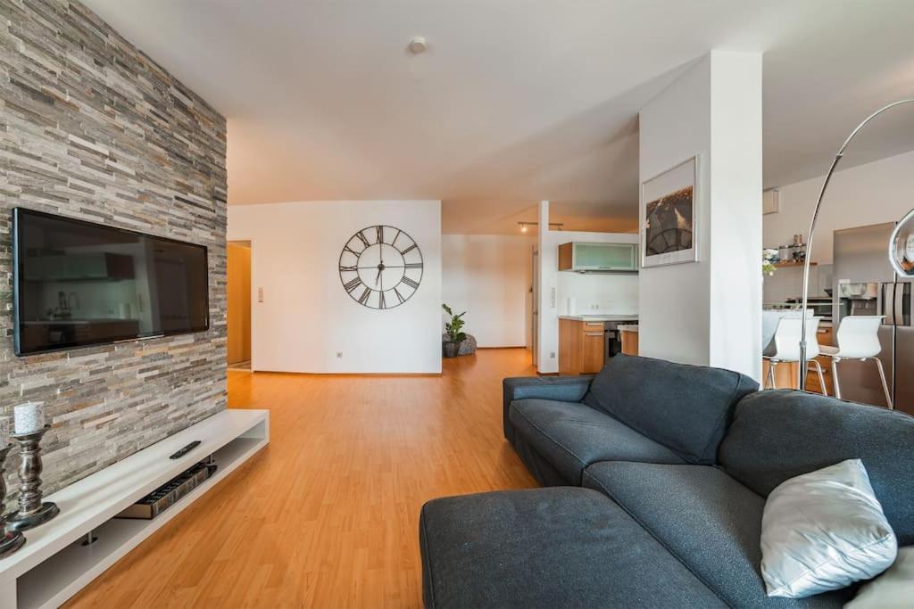 Spektakulaeres Apartment ✩ 7. Stock ✩ Kostenlose Parkgarage Vídeň Exteriér fotografie