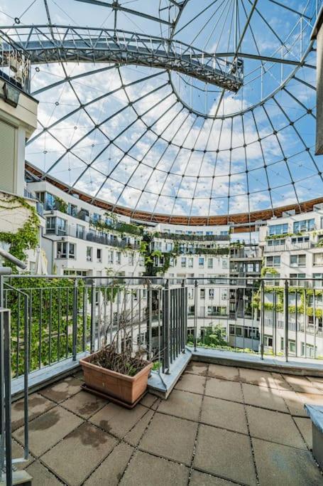 Spektakulaeres Apartment ✩ 7. Stock ✩ Kostenlose Parkgarage Vídeň Exteriér fotografie